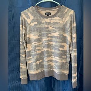 Women’s Lucky Brand shirt